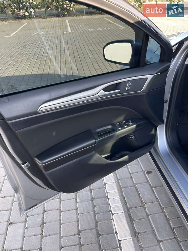Седан Ford Fusion 2020 в Одессе