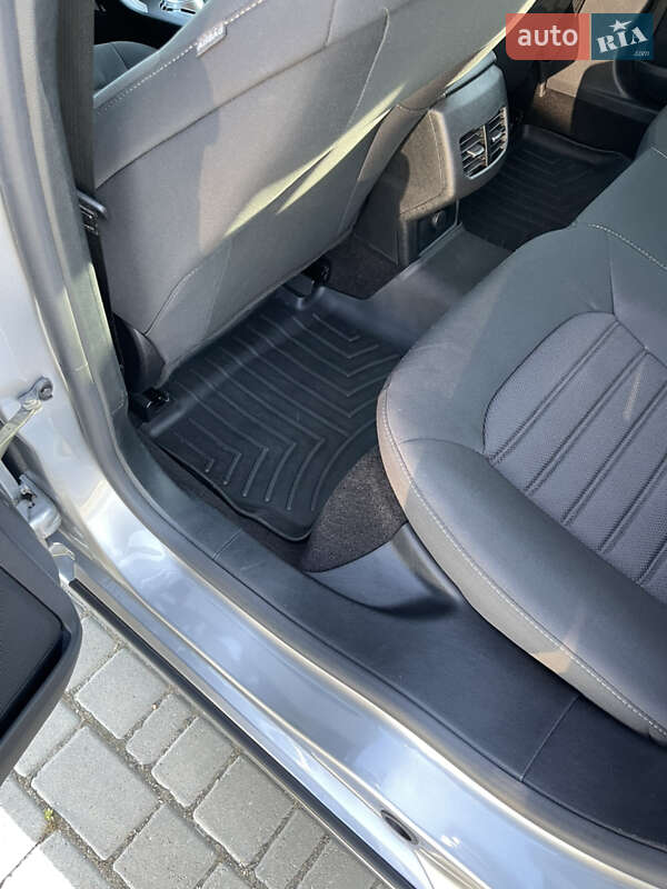 Седан Ford Fusion 2020 в Одессе
