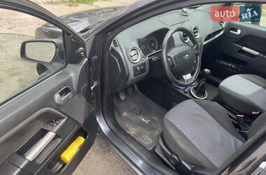 Хэтчбек Ford Fusion 2007 в 