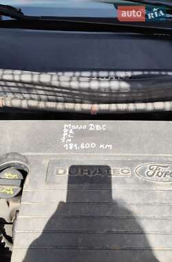 Хэтчбек Ford Fusion 2011 в 