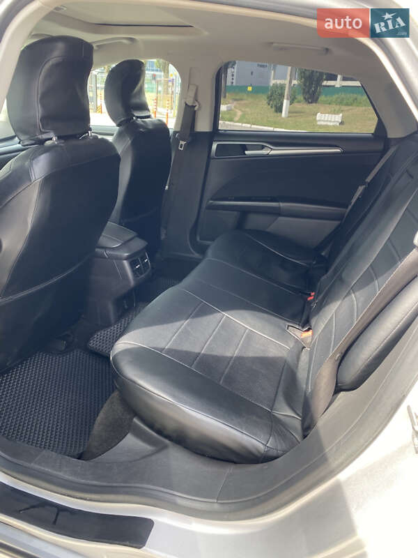 Седан Ford Fusion 2014 в Києві