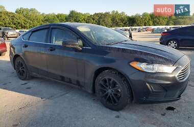 Седан Ford Fusion 2020 в 