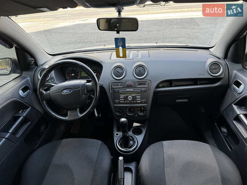 Хэтчбек Ford Fusion 2007 в Днепре