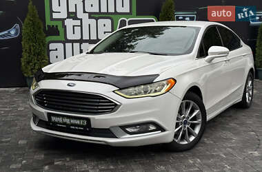 Седан Ford Fusion 2016 в 