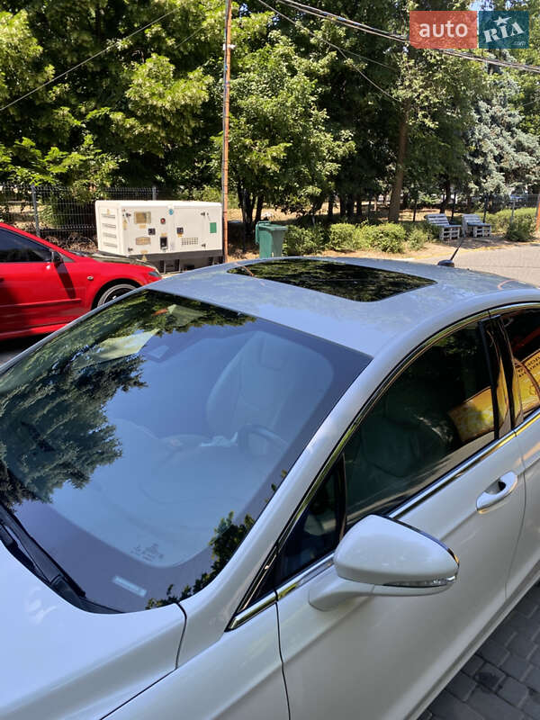 Седан Ford Fusion 2015 в Одессе