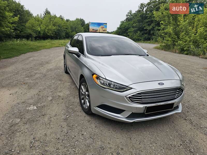 Седан Ford Fusion 2016 в Чорткові