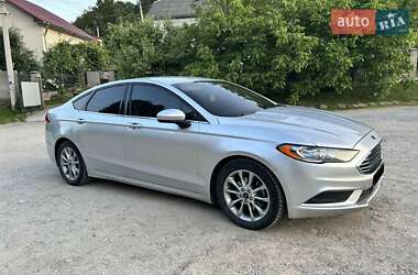 Седан Ford Fusion 2016 в Чорткове