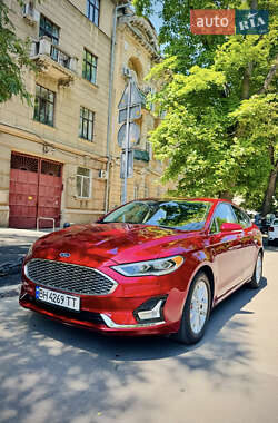 Седан Ford Fusion 2019 в Одесі