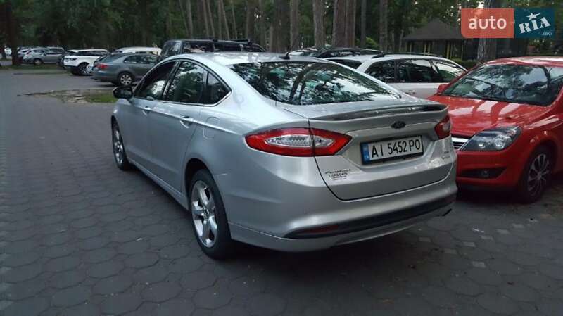 Седан Ford Fusion 2012 в Ирпене