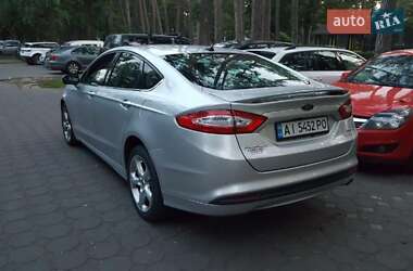 Седан Ford Fusion 2012 в 
