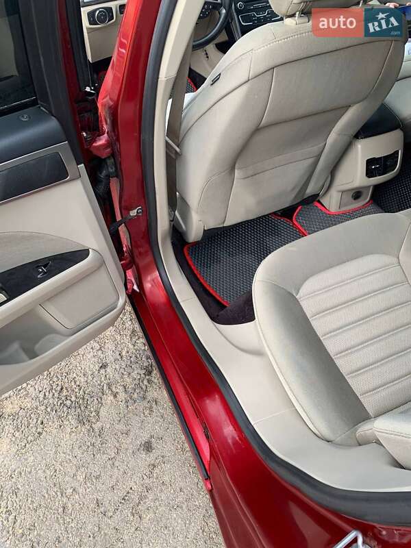 Седан Ford Fusion 2017 в Кутах