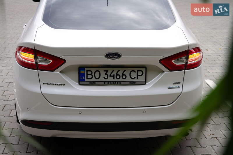 Седан Ford Fusion 2014 в Тернополе