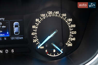 Седан Ford Fusion 2014 в 