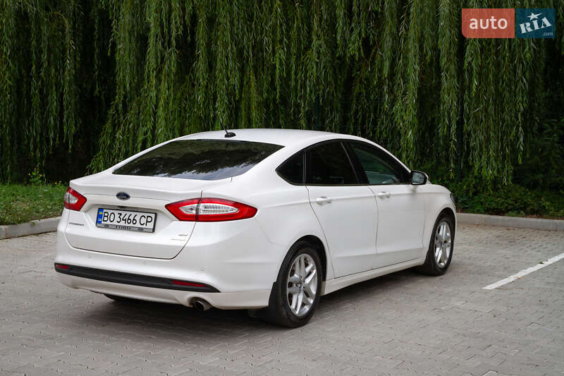 Седан Ford Fusion 2014 в Тернополе