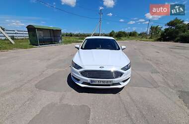 Седан Ford Fusion 2016 в 