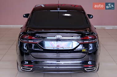 Седан Ford Fusion 2019 в 