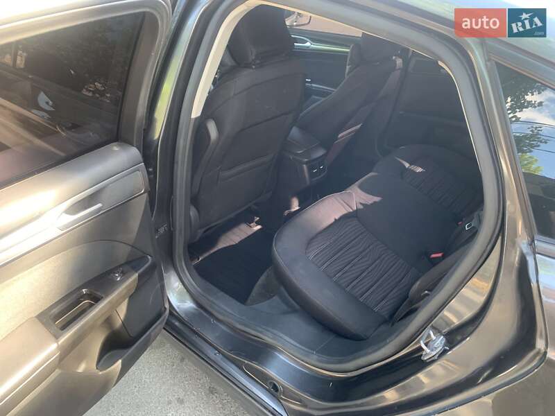 Седан Ford Fusion 2015 в Николаеве