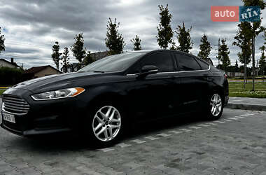 Седан Ford Fusion 2014 в 