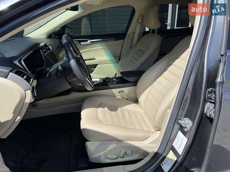 Седан Ford Fusion 2014 в Одессе