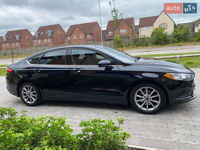 Седан Ford Fusion 2017 в Львове
