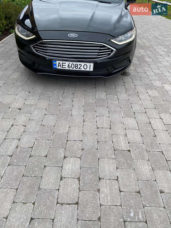 Седан Ford Fusion 2017 в Львове