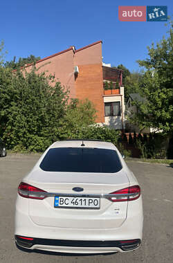 Седан Ford Fusion 2017 в 