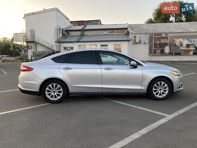 Седан Ford Fusion 2015 в Одессе