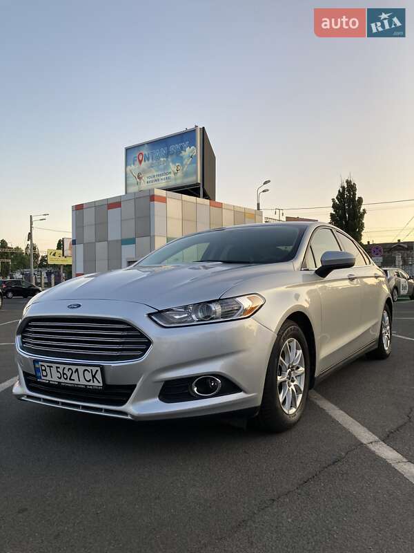 Седан Ford Fusion 2015 в Одессе
