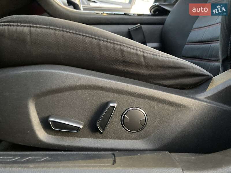 Седан Ford Fusion 2015 в Одессе