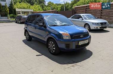 Хэтчбек Ford Fusion 2008 в 