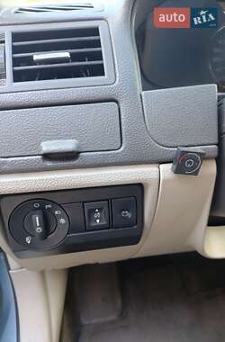 Седан Ford Fusion 2010 в 