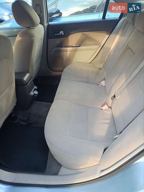 Седан Ford Fusion 2010 в Києві