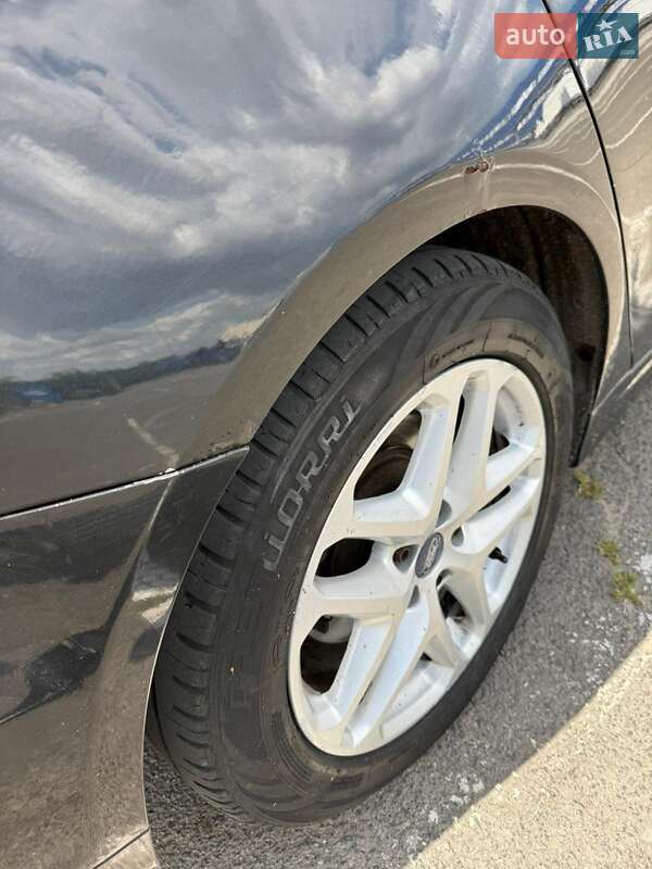 Седан Ford Fusion 2013 в Киеве