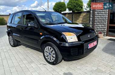 Хэтчбек Ford Fusion 2009 в 