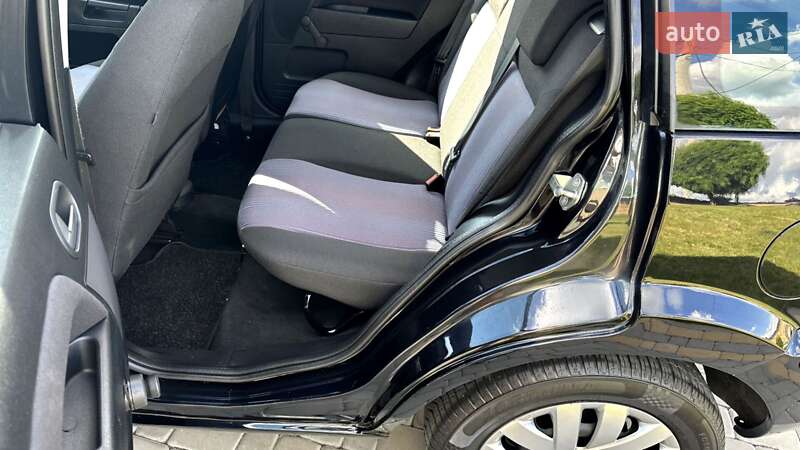 Хэтчбек Ford Fusion 2009 в Луцке