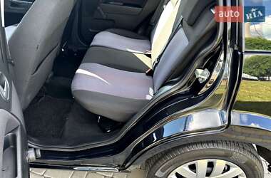 Хэтчбек Ford Fusion 2009 в 