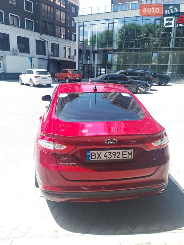 Седан Ford Fusion 2014 в Хмельницькому