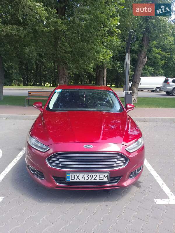 Седан Ford Fusion 2014 в 