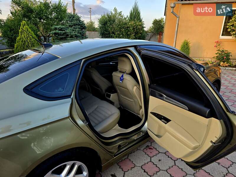 Седан Ford Fusion 2012 в Запоріжжі