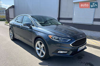 Седан Ford Fusion 2017 в 