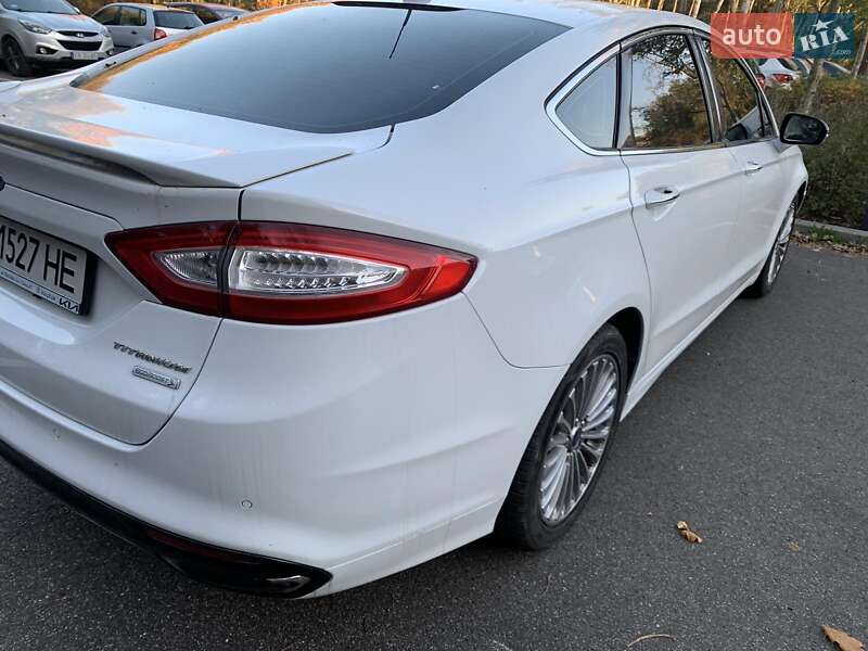Седан Ford Fusion 2014 в Кривом Роге