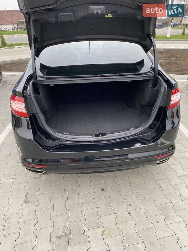 Седан Ford Fusion 2016 в Снятине