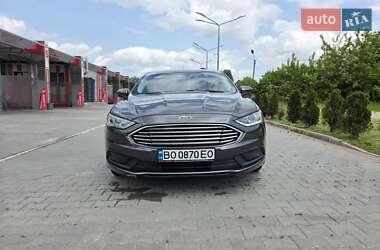 Седан Ford Fusion 2016 в Тернополе