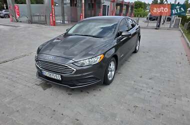 Седан Ford Fusion 2016 в 