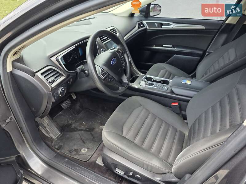 Седан Ford Fusion 2016 в Тернополе
