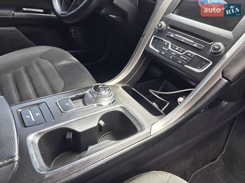 Седан Ford Fusion 2016 в Тернополе