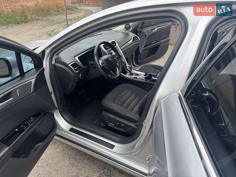 Седан Ford Fusion 2014 в Полтаве
