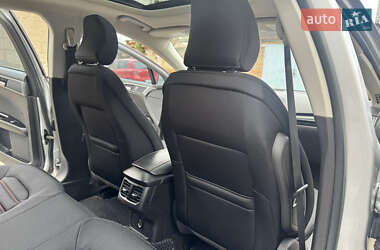 Седан Ford Fusion 2014 в 