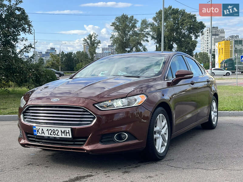 Седан Ford Fusion 2015 в Киеве
