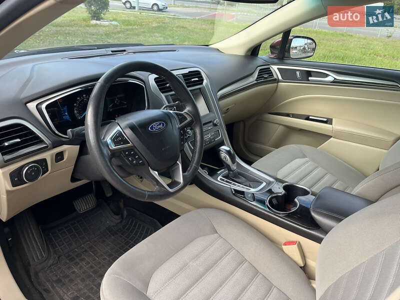 Седан Ford Fusion 2015 в Киеве